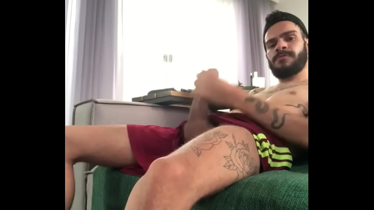 I gave that hot milk to my friend