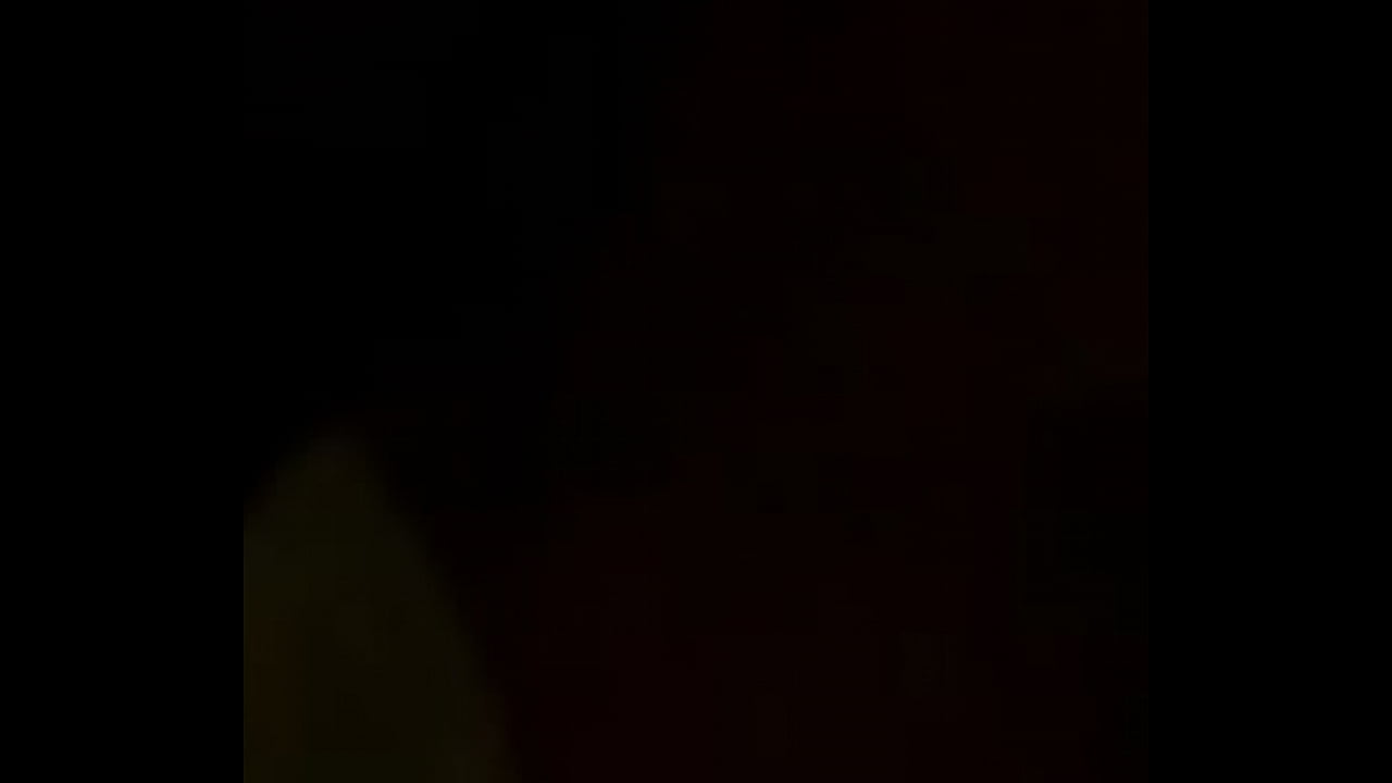 Average thot gives blow job