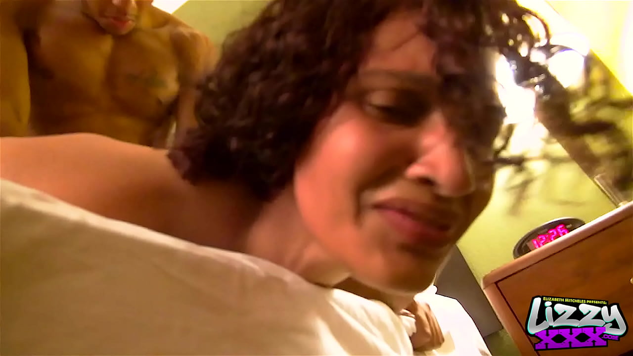 LIzzy Bang After 2. Trailer