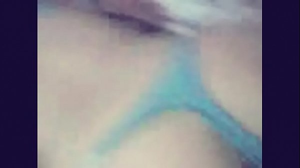 Dedeada empinada en hotel.