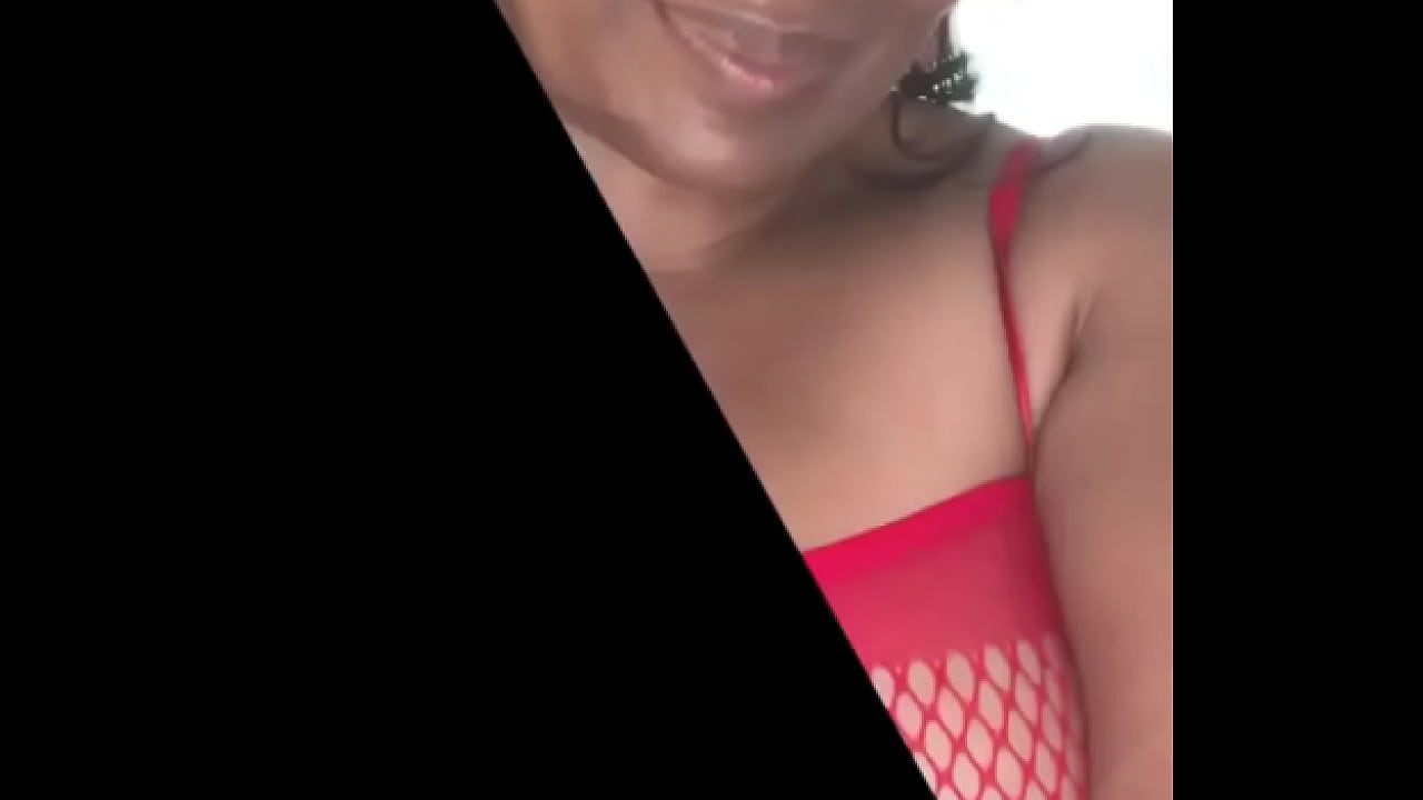 Hold Up! On X (Twitter) LTGMonniLuv capscuming #LTGMonniLuv #CapsCuming