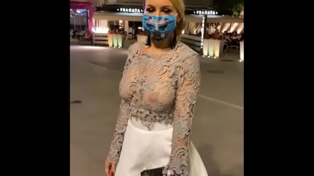 Flashing and Sex in Spain (2)