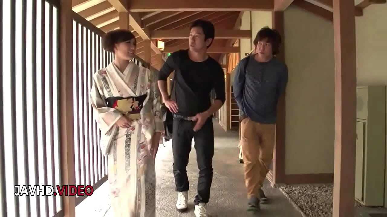 Aoi Mizuno's Wild Outdoor Passion Under the Stars