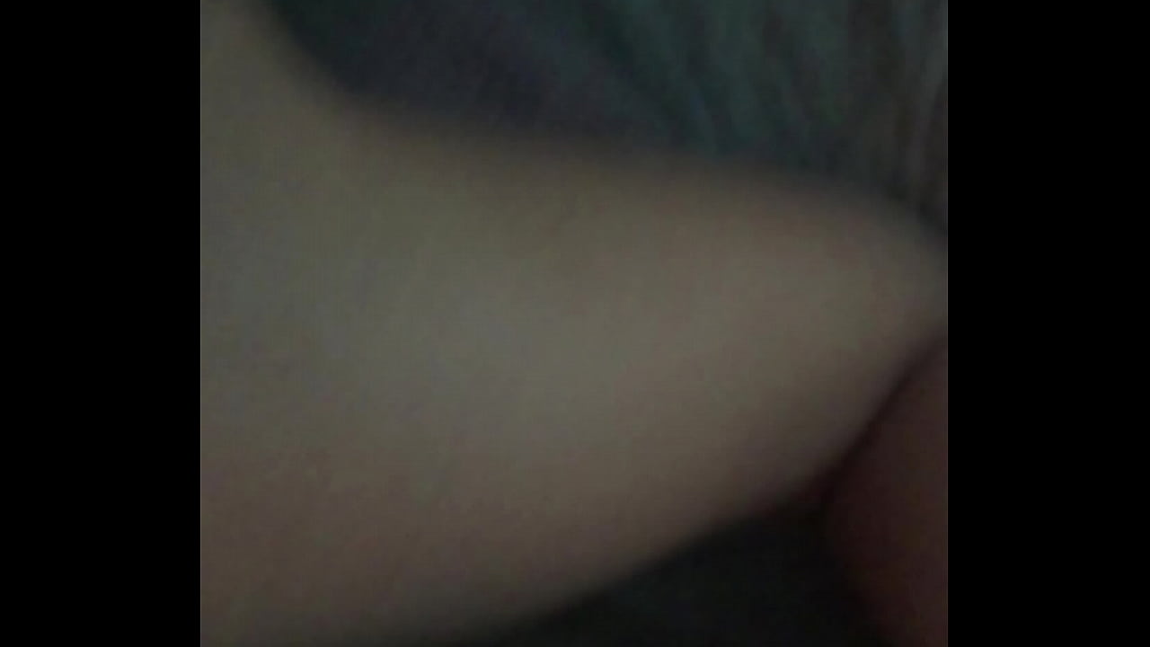 Comendo a gatinha logo pela manh&atilde;