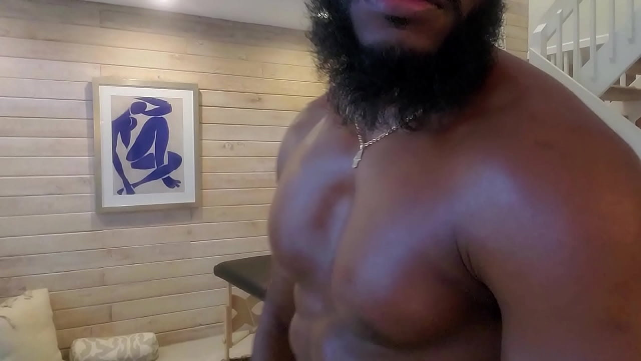 Massage By Black gives an erotic massage to a cucked wife