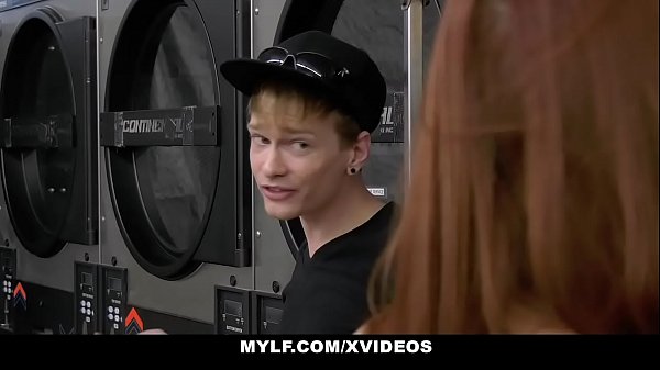 Tight Twat (VannaBardot) Gets Her Clit Licked By A MILF (SereneSiren)