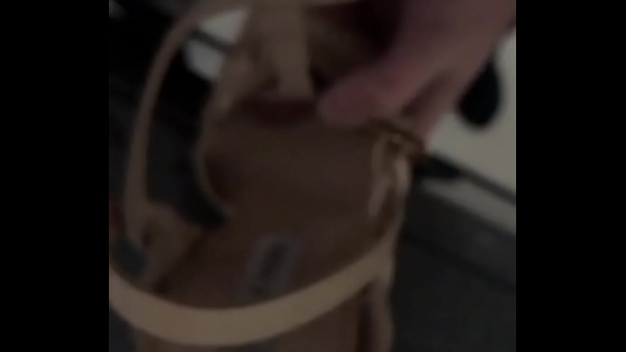 8E0F0960-AD3D-4139-B01C-BABAFCCD63FE.MOV