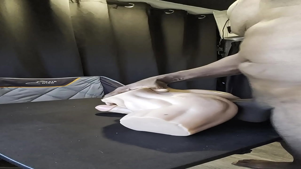 Bi BBC Sir Maxximus Stretches out Hung BWC Sex Doll anal hole