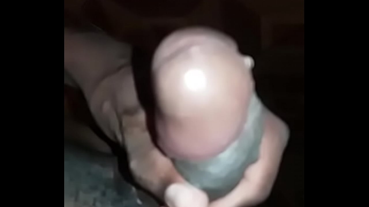 Alec antes de gozar pra May