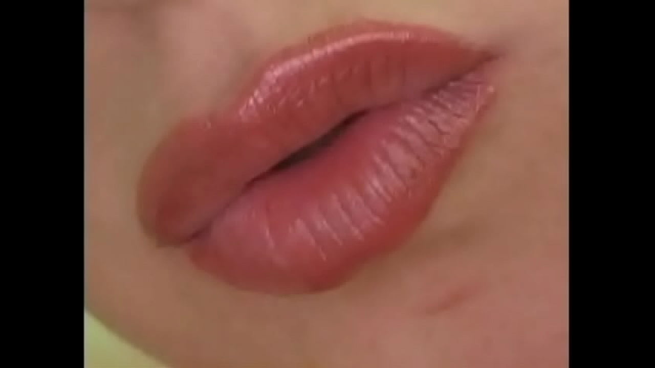 Horny dude in a mask fucks a gorgeous chick in leather lingerie in all holes