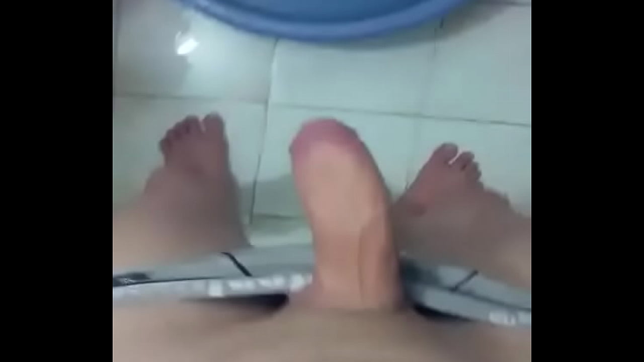 Em trai 93 hn th&egrave;m địt