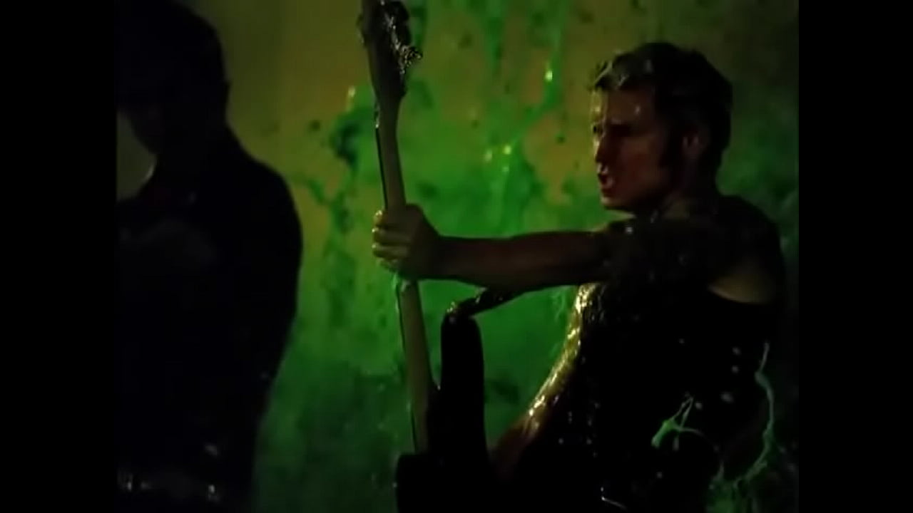 Green day-american idot (oficcial video)(theme of the american idot album)