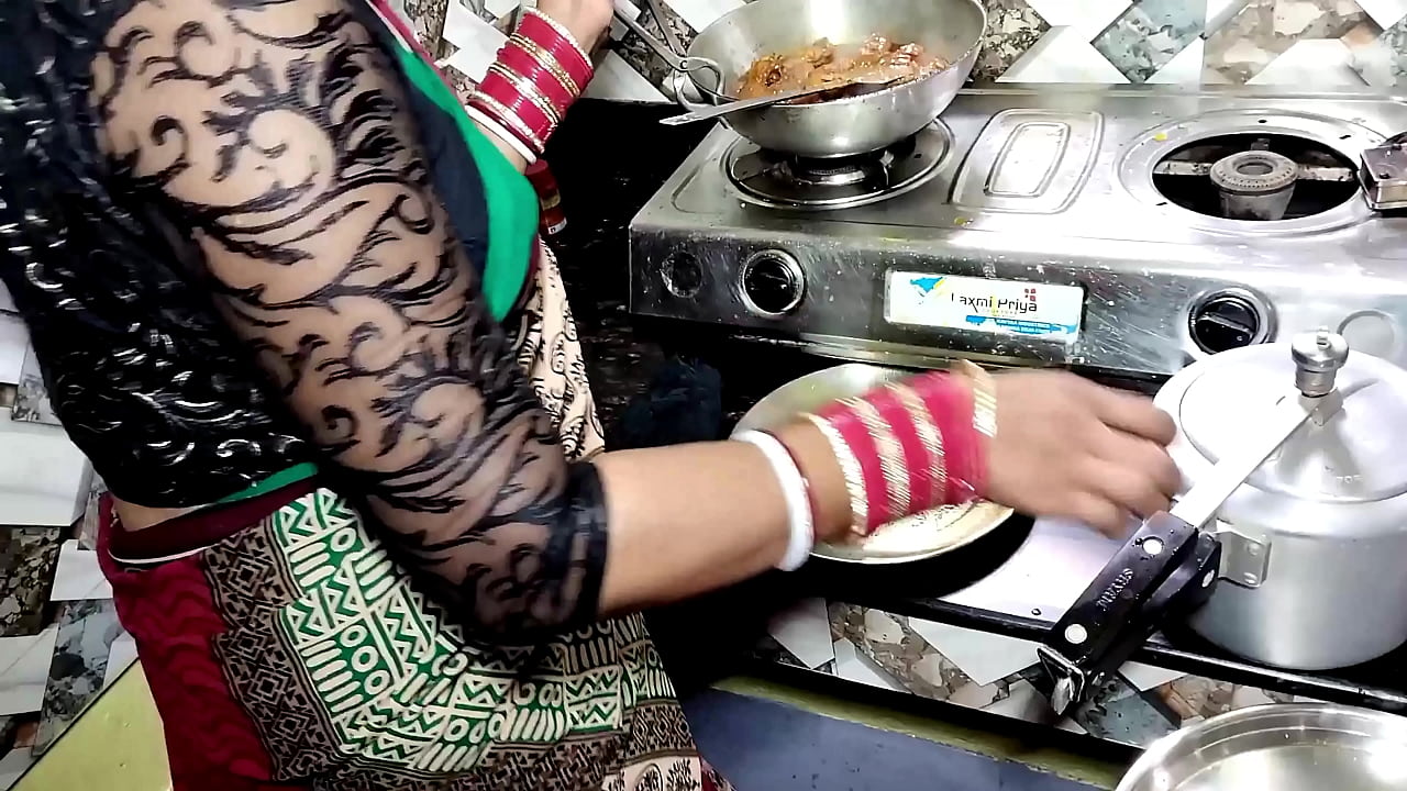 भाभी के आशिक के साथ लाइव कैम शो एंड हार्ड चुदाई