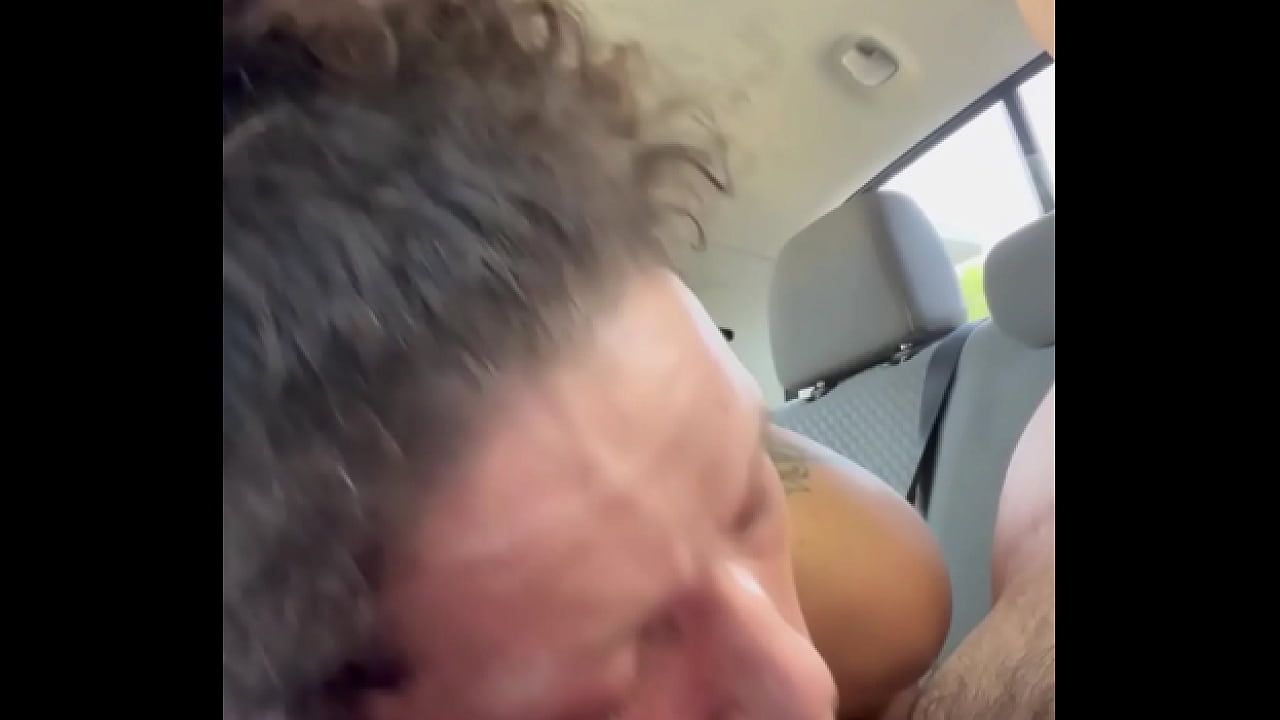 Streetwalker gets naked to give a blowjob in public then gets fucked and takes a load of cum in her mouth