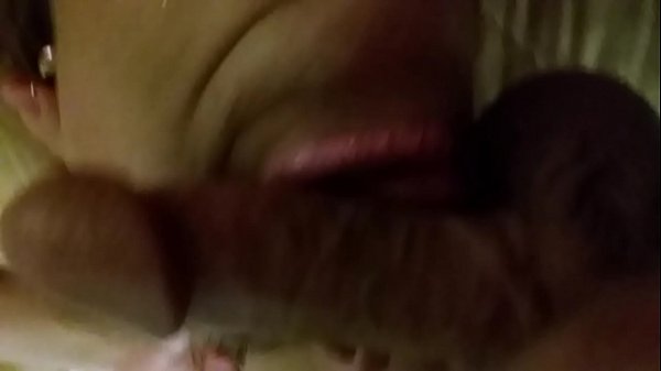 Milf Autum loves to suck cock