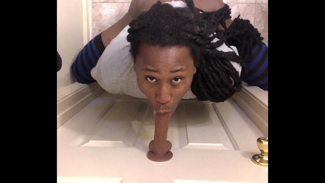 I&rsquo;m Eating Her Man Cock , While Hitting Her