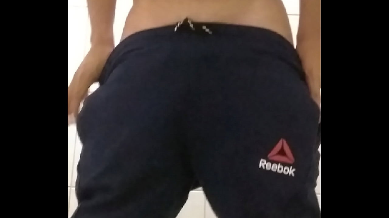 Rico pasivo mostrando un r&aacute;pido para que se la chupen