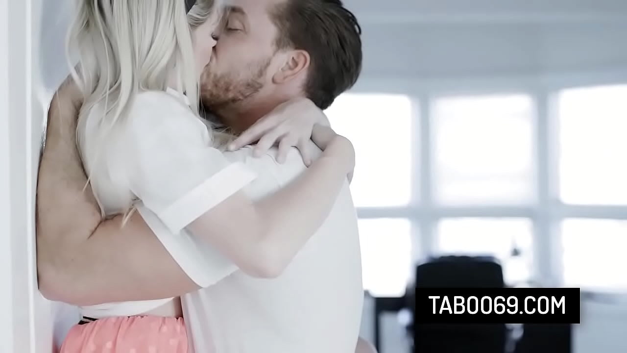 Hot virgin babe Kyle Mason ass fucked by a big cock for the first time