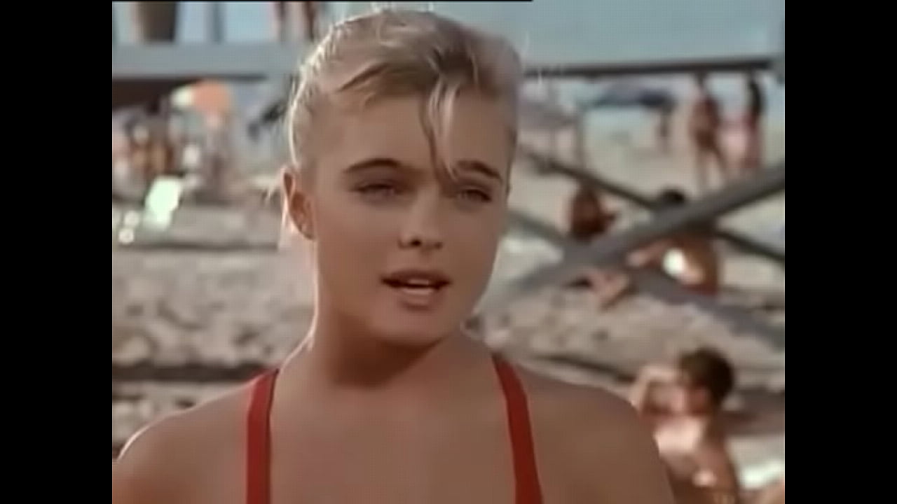 Erika Eleniak Baywatch S1E9