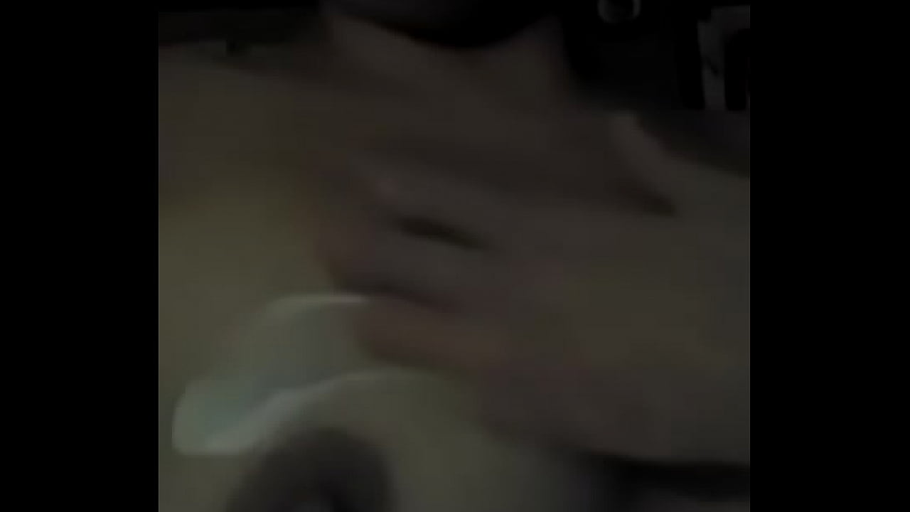 Amiga Toc&aacute;ndose (2)