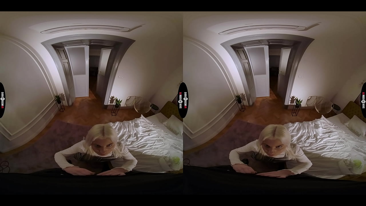 DARK ROOM VR - Suck Him