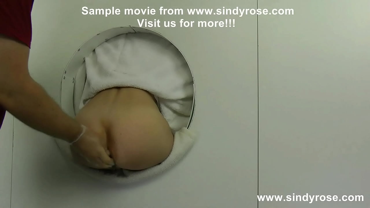 Sindy anal fisting
