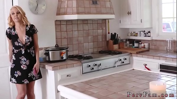 Big big booty mom  mom vs boy