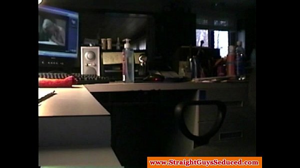 Straight amateur teen masturbate