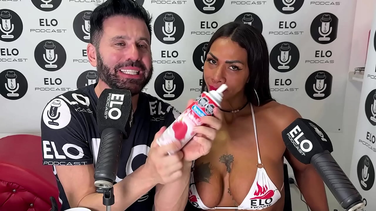 Vane Milf Fit calienta la previa del cuarto picante