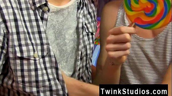 Hot gay Preston Andrews and Blake Allen celebrate LollipopTwinks'