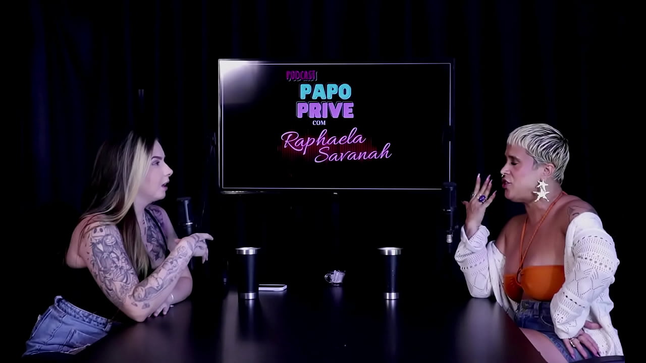 Prefere ser domada, fez exposed de um pau salgado do suado na academia, e vendia fotos no orkut - Just Joana (WATCH ON: SHEER/RED)