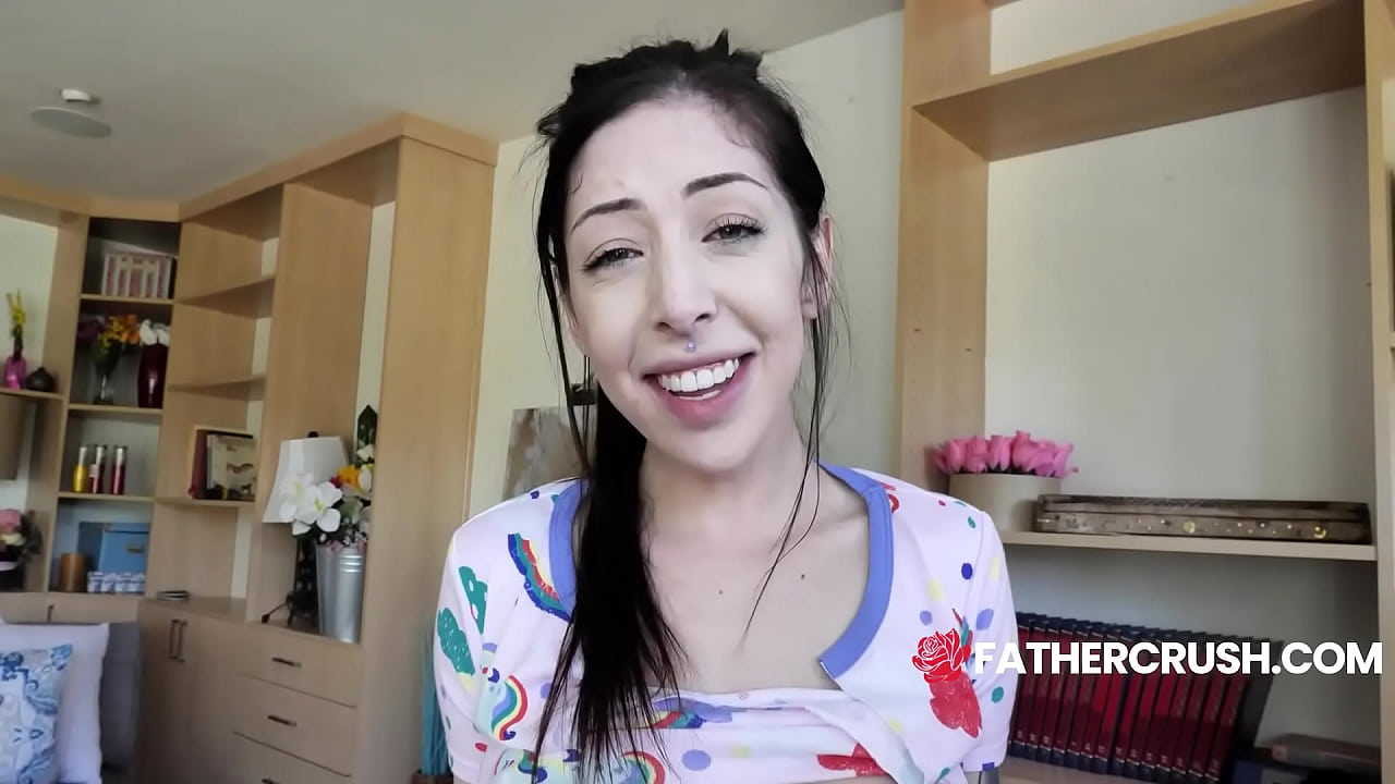 A Lesson In Pleasing A Man (Stepdaughter)