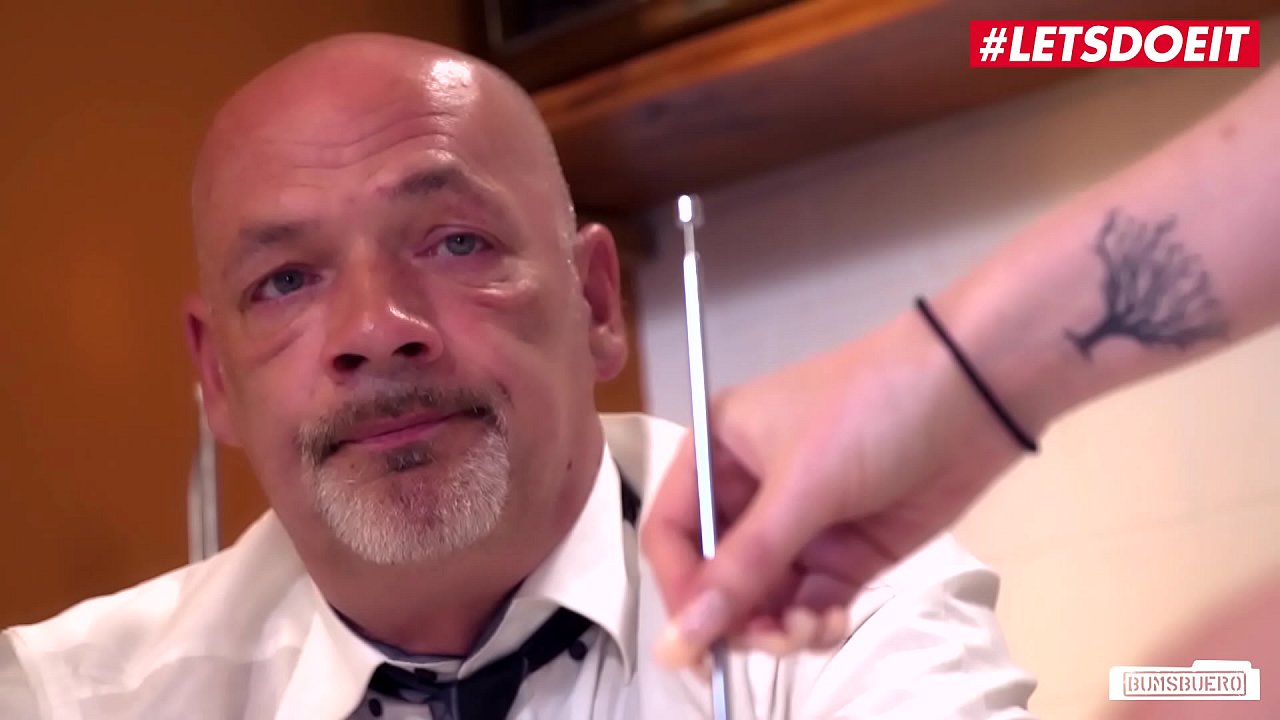 LETSDOEIT - Euro Girl Lia Louise Bangs Hard At Work With Her Favorite