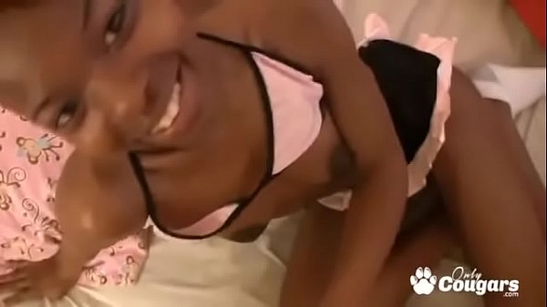 Ivory Gets A Thick Jizz Load Shot In Her Mouth