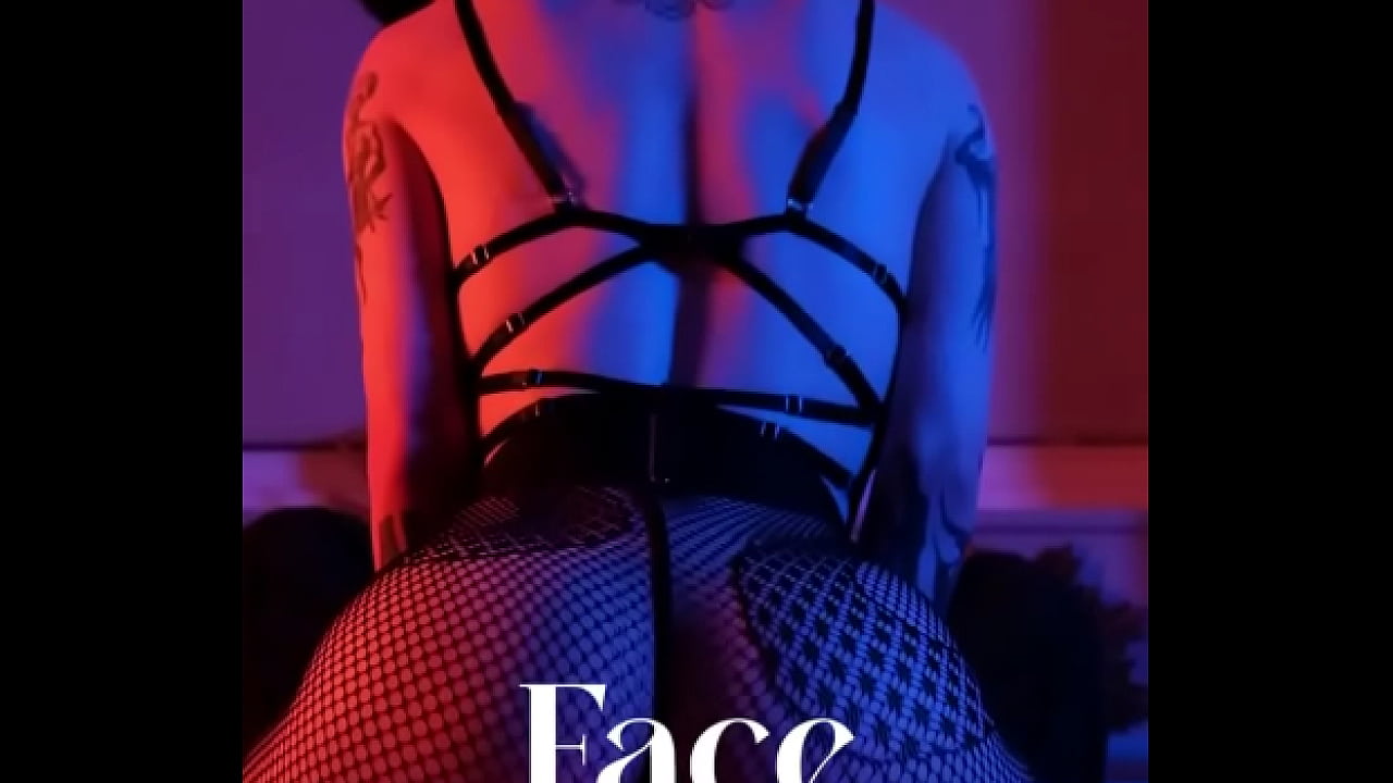 ** clip available! **It's so nice to have a heated seat to sit in while I edit my clips... until he starts strugglingft ...