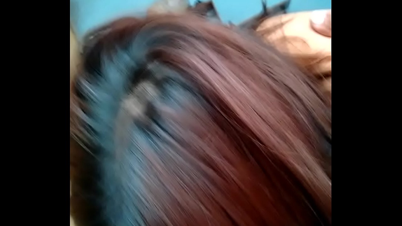 mexicana haciendo un oral mientras la grab&oacute;