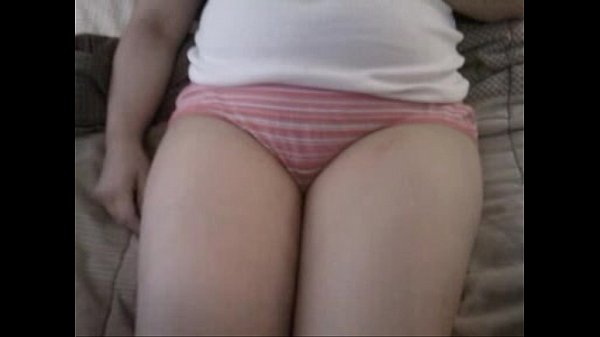 girlfriend masturbating