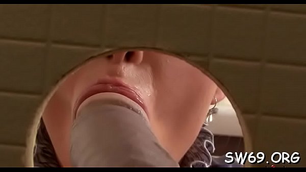 Chick cums hard on toy