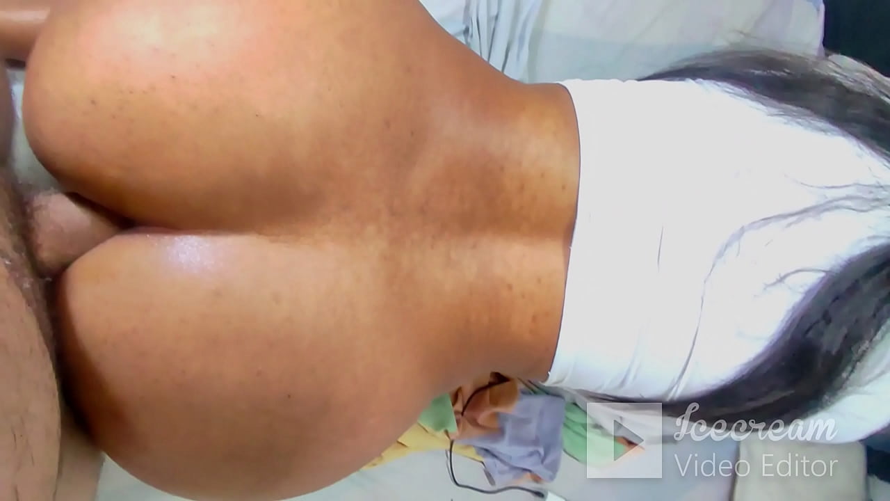 sexo anal con morena hermosa de culo grande