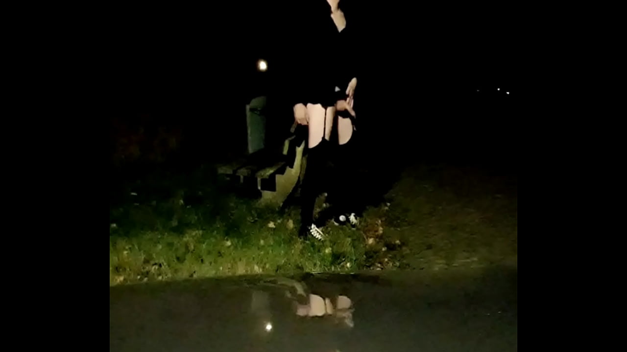 Oops! Annemieke caught when playing in public