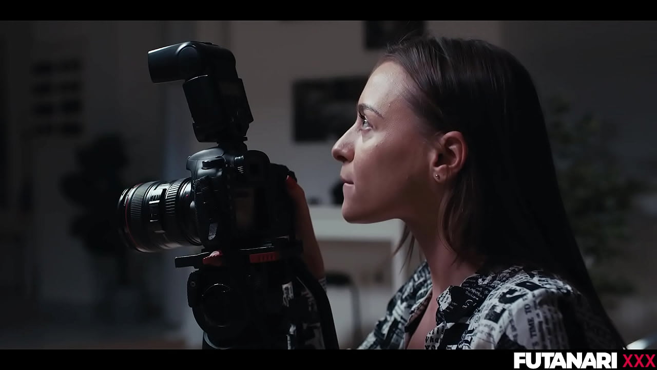 Cute Blonde Gets Facefucked by Trans Brunette with Massive Futa Cock - Time Freeze Fantasy