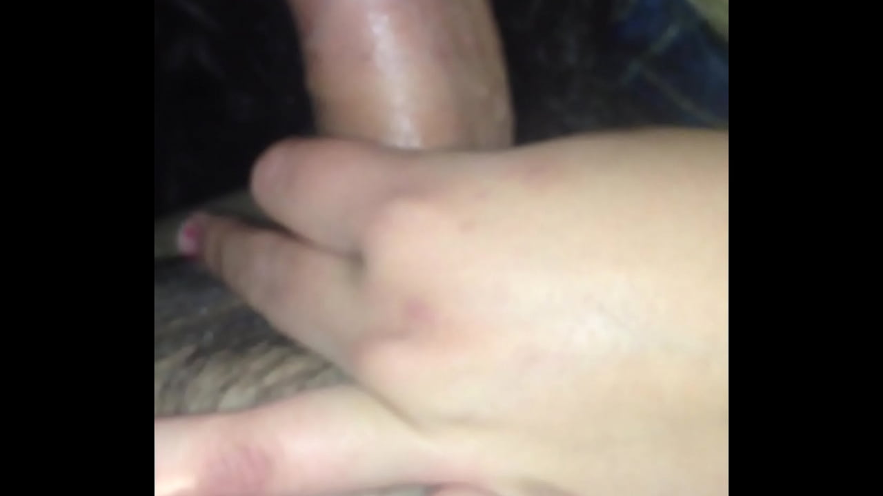 Putita me da ricas mamadas. Parte 1