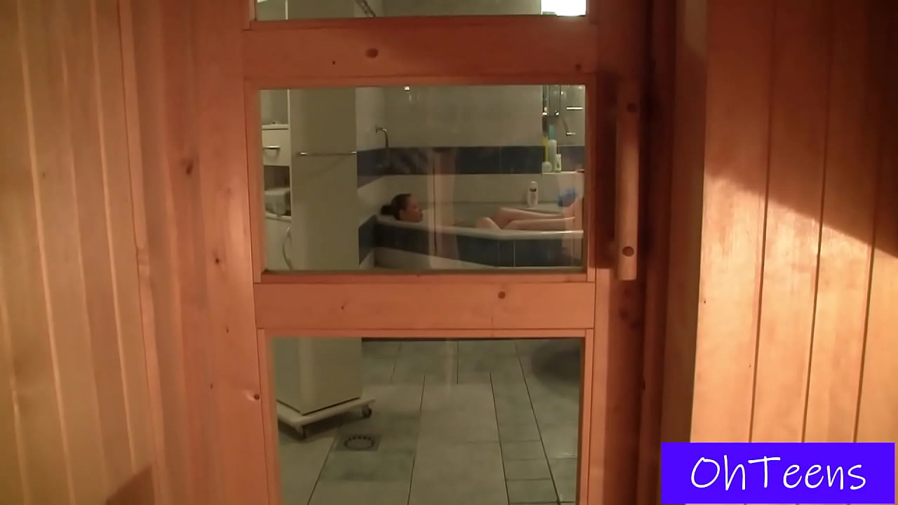 Flora and John Free Video