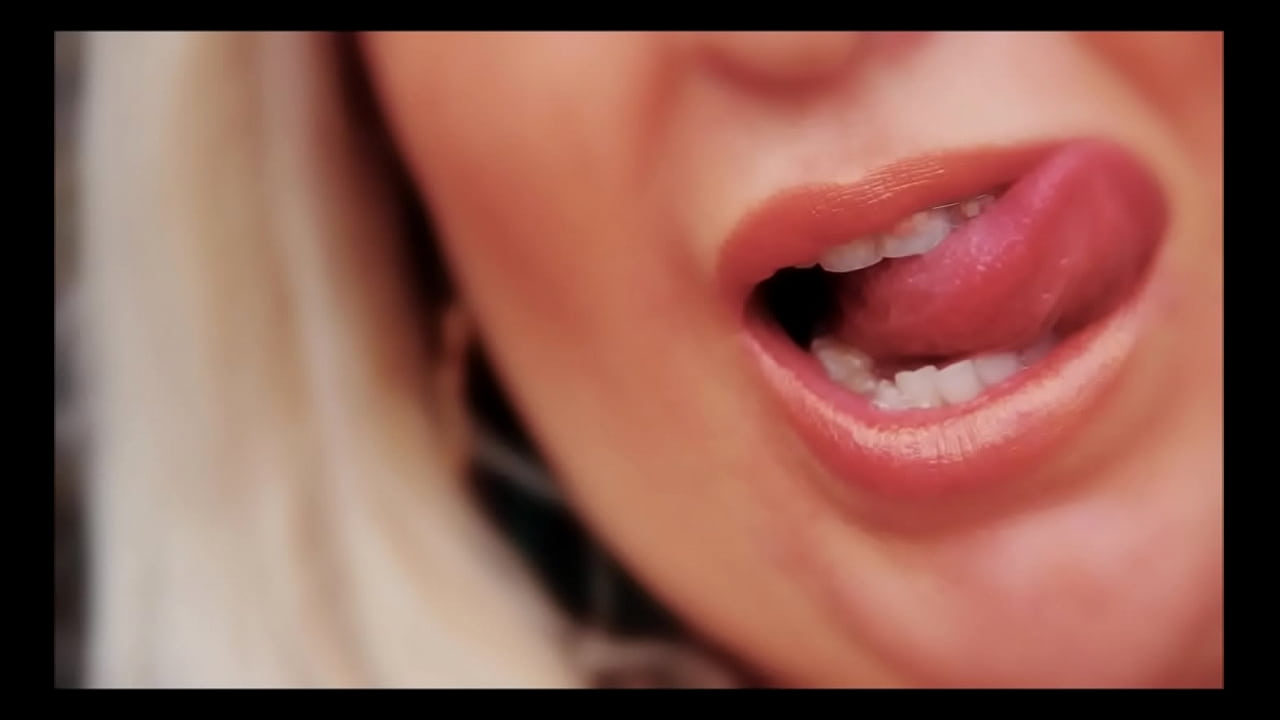 Copacabana Girl ,Rio de Janeiro, girl Ipanema