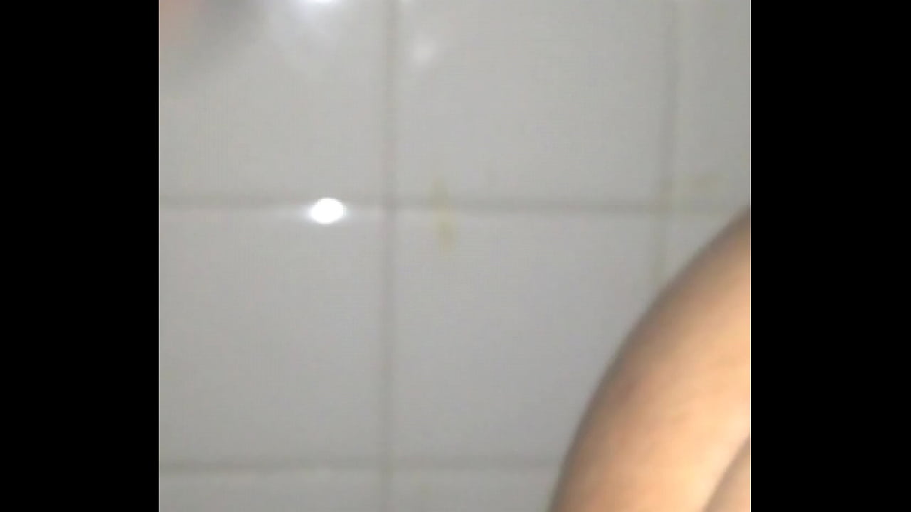 IMG 4805 Dando no Cine para Negao de 23CM usando a calcinha fio pink borboleta da Li esp da Wadr part3 a gozada final 2017.MOV