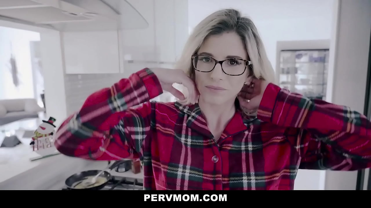 Ebony lesbian porn threesome Cory Chase behind the scene porn video shooting