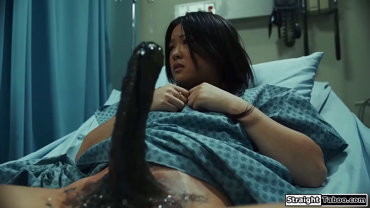 Asian Lulu Chu and stepmom Penny Barber rush to the emergency with her strange growth between her legs.Dr Sophia Lock suggest unleashing the tension