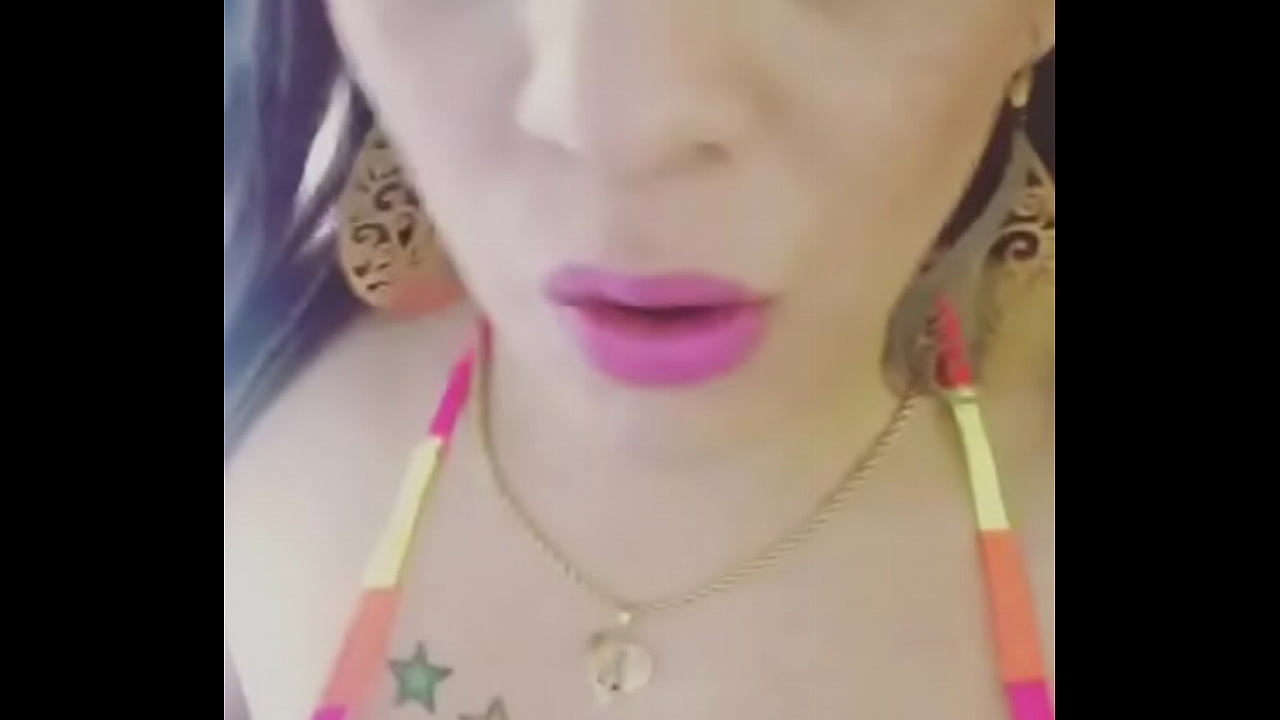 Rafaela Belucci a Transex mais desejada do Brasil biquine sexy ver&atilde;o 2014