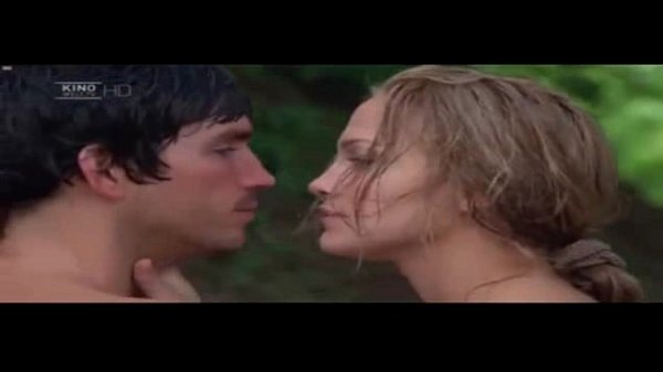 Jennifer Lopez &ndash; boobs