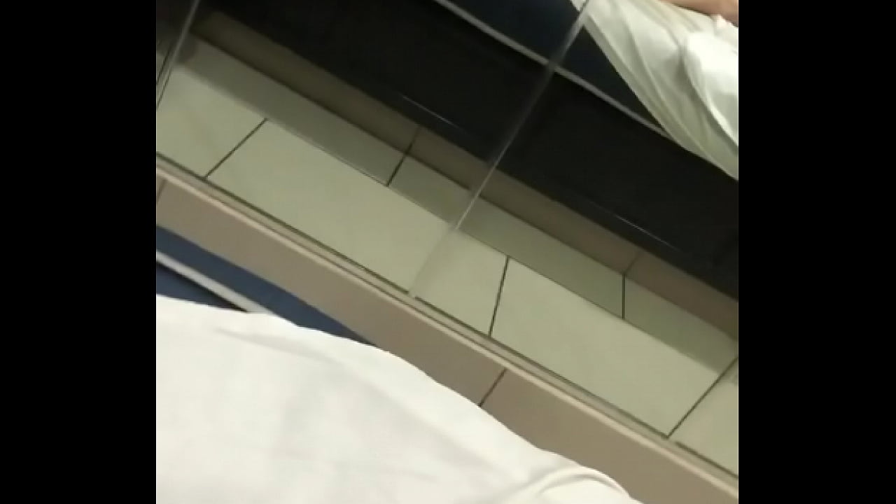 La se&ntilde;ora coje duro con joven